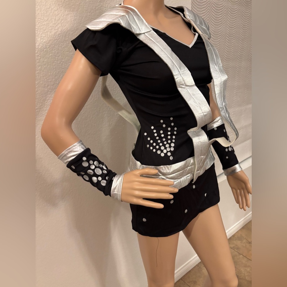 Kiss-Sexy SpaceWoman-Love Gun-Tommy Thayer Costume! Used one time! Like new